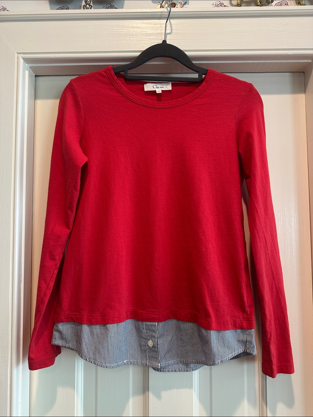 Chico's Red Long-Sleeve Layered-Hem Tee